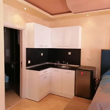 Daire студио лукс ново *