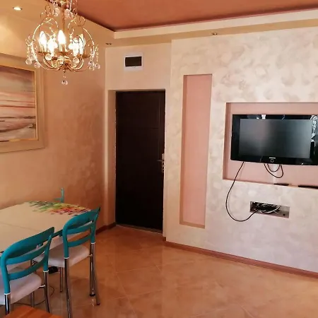 студио лукс ново * 부르가스